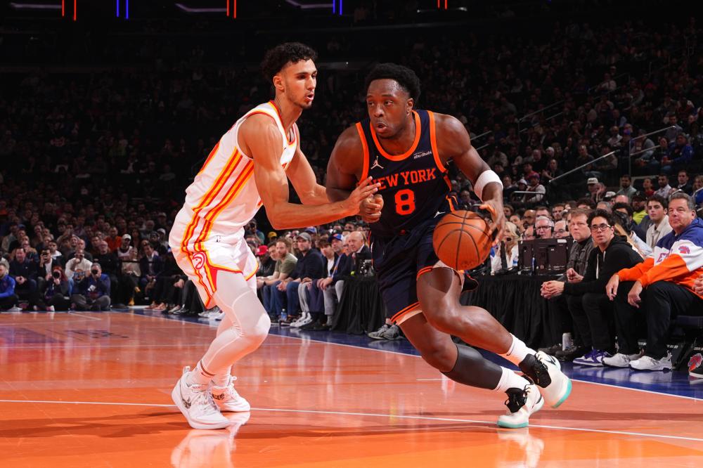 膝盖被压在 膝盖被压在