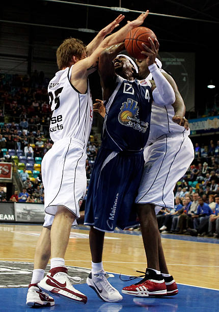 了一系列政 了一系列政